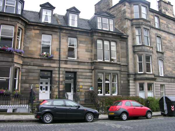 Relax Guest House - Edinburgh