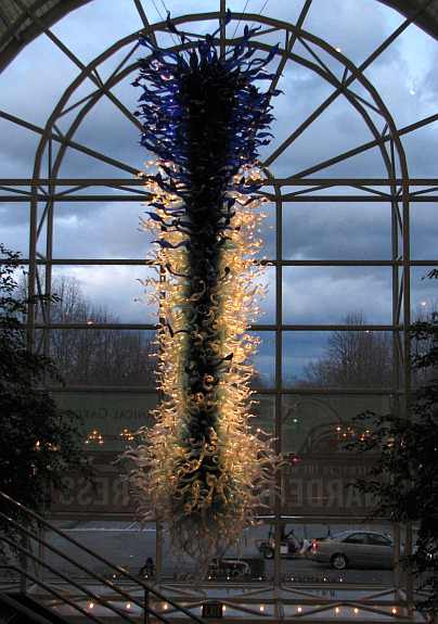 Chihuly's Missouri Botanical Garden Blue Chandelier