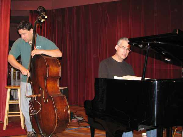 John Thulin and Jeff Hamann performing during Whad'ya Know  station break