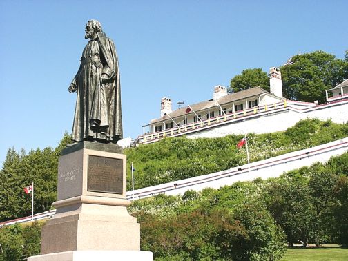 Father Marquette statue - Fort Mackinac