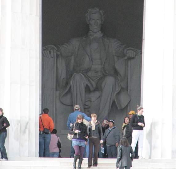 Lincoln statue in Lincoln Memorial