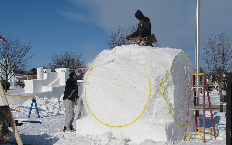 ice sculpturing in Mackinaw CIty, Michigan