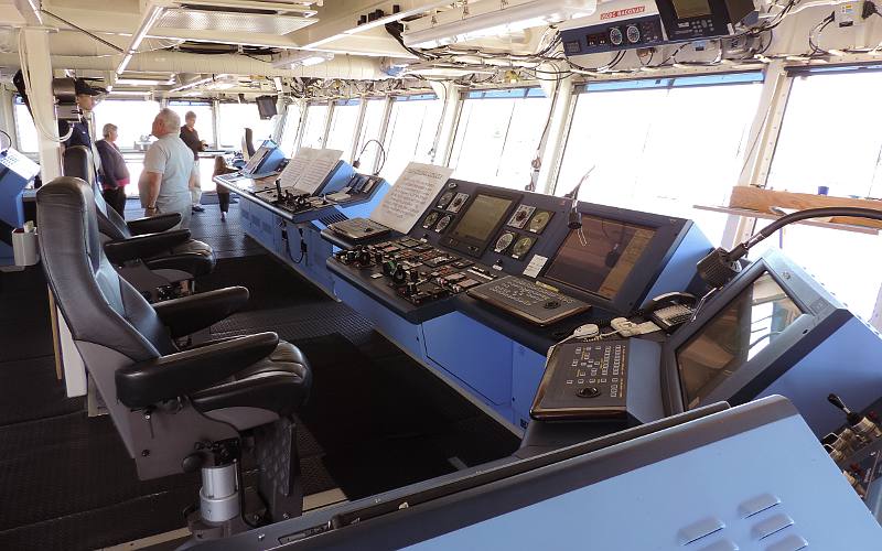 CGC Mackinaw bridge - navigation workstation, steering, and maneuvering workstation