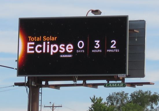 TOtal Eclipse countdown clock