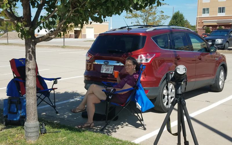 Waiting for the total solar eclipse of 2017