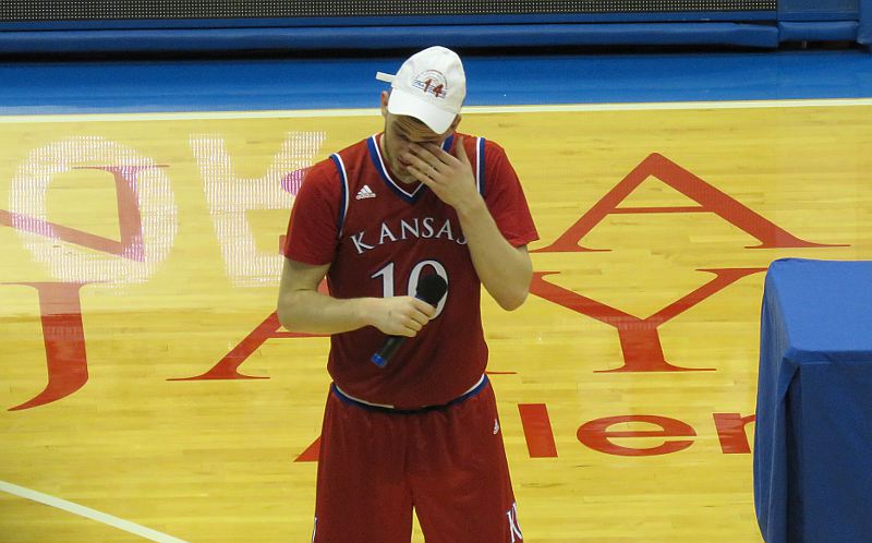 Sviatoslav Mykhailiuk crying