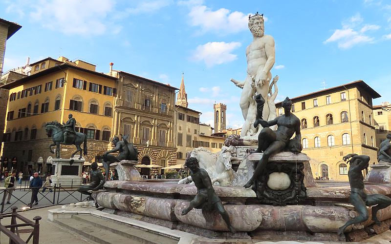 Fountain of Neptune  Florence, Italy