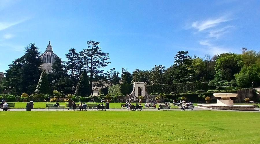 Pope�s private gardens in Vatican City
