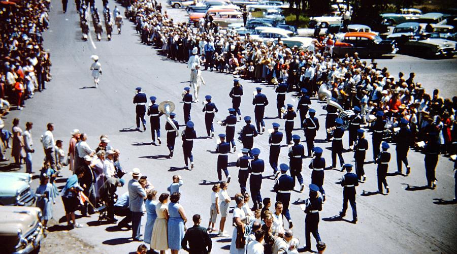 Mackinaw City High School Marching Band in parade