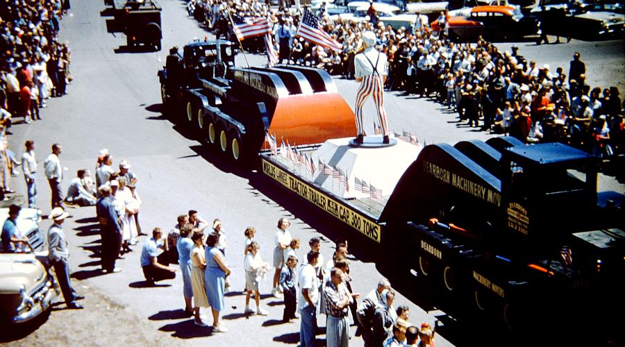 Dearborn Machinery Movers in Mackinac Bridge parade