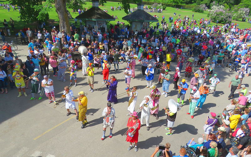 Scottville Clown Band - Mackinac Island Lilac Festival Parade