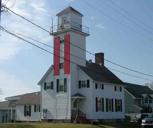 Cheboygan River range light