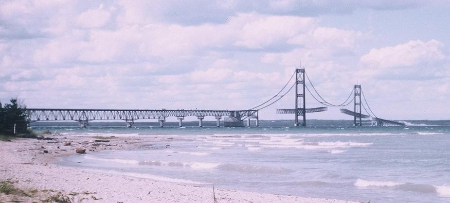 Building the Mackinac Bridge