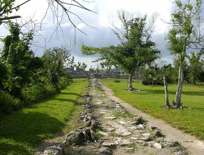 Mayan sacbe at San Gervasio