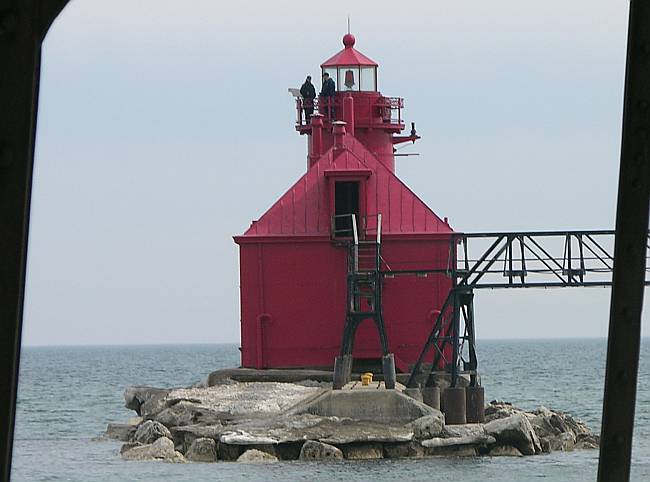 Sturgeon Bay Ship Canal Pierhead Light