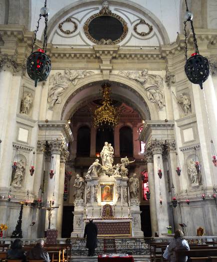 Basilica di Santa Maria della Salute high altar