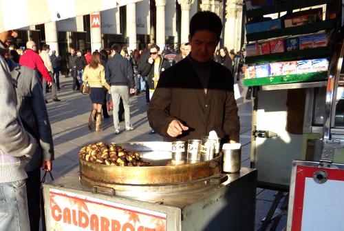 Piazza del Duomo chestnut stand
