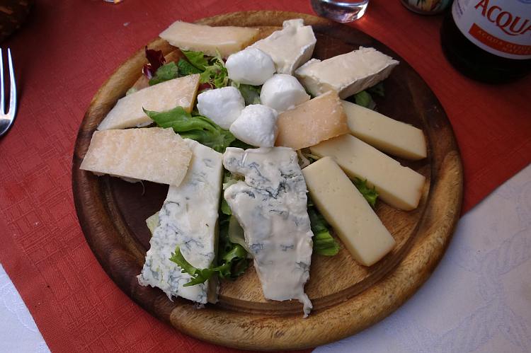 Italian cheese at Art Caf in Milan