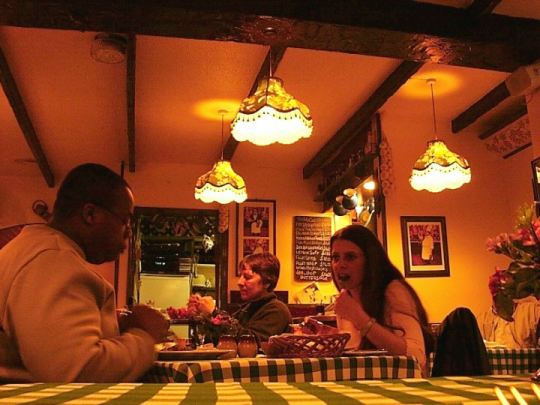 Restaurant De La Poste dining room