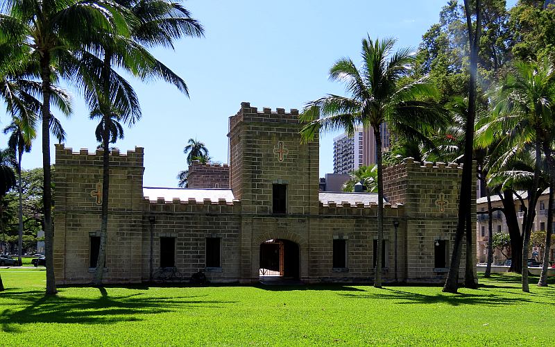 Iolani Barracks - Honolullu