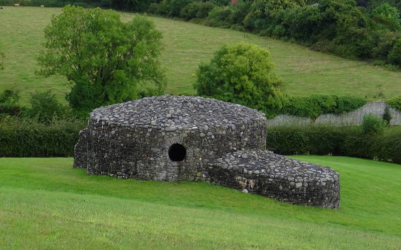 Newgrange folly