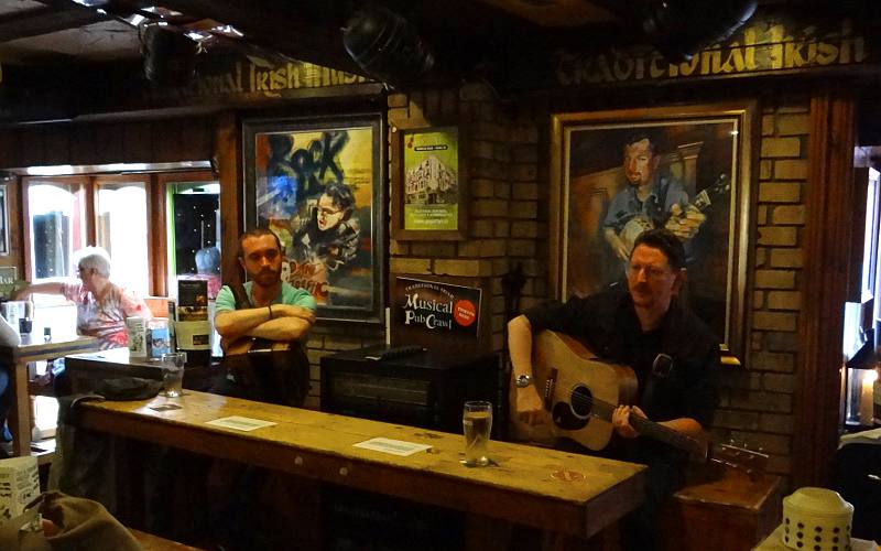 Traditional Irish Musical Pub Crawl - Oliver St. John Gogarty's