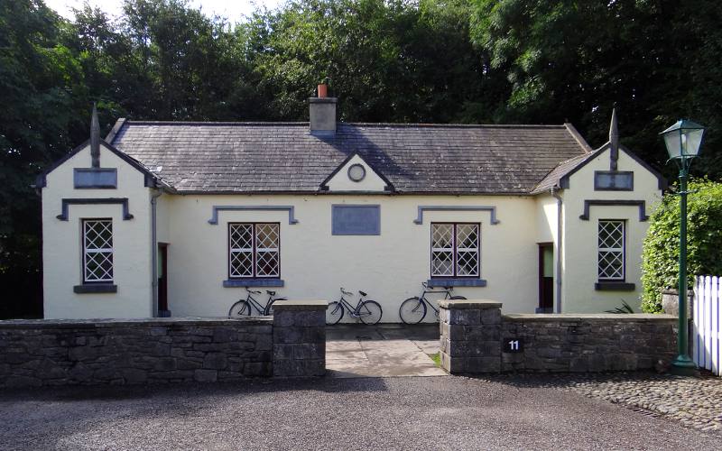 Bunratty folk park school