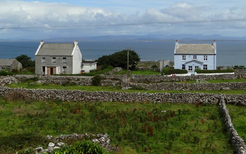 Oceand and homes in the Aran Islands