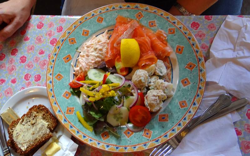 Smoked salmon salad at Tigh Nan Phaidi Cafe