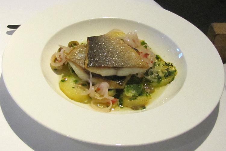 Fillet of sea bream - Le Pont de la Tour