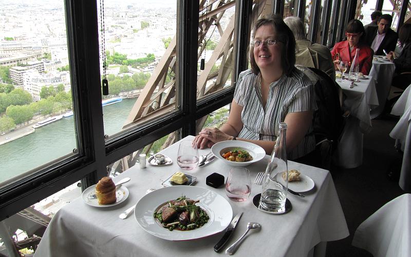 Inside the Eiffel Tower's Newly Redesigned Jules Verne Restaurant