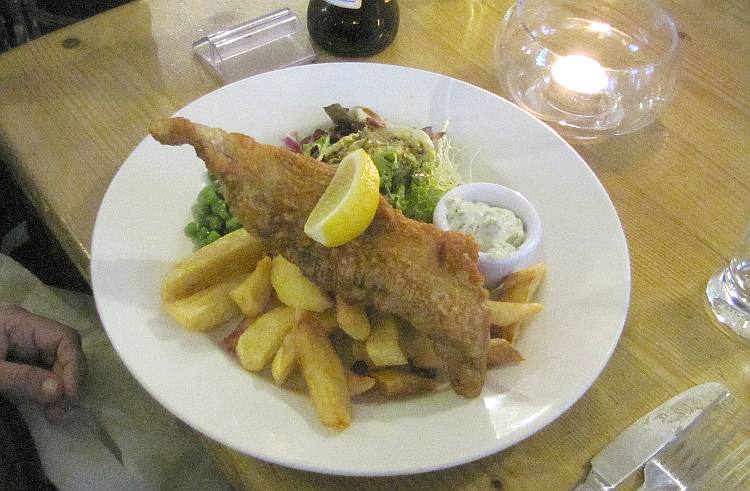 haddock in crispy beer batter (fish and chips)