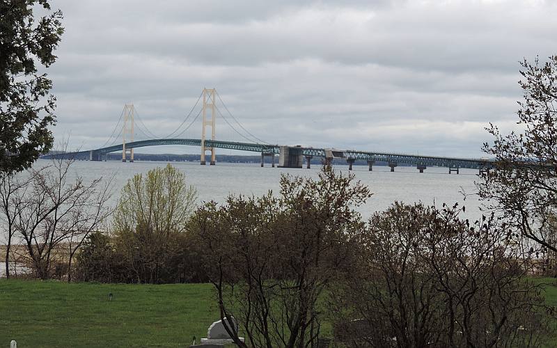 Lakeside Cemetery and the Mackinac Bridge