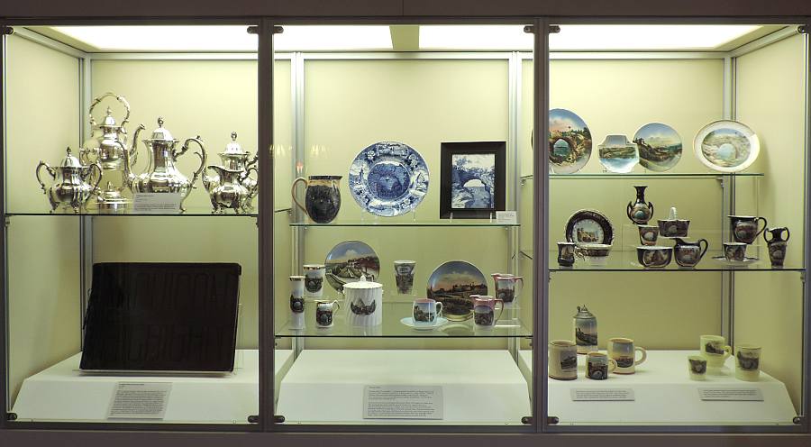 Mackinac Island souviner plates and glassware