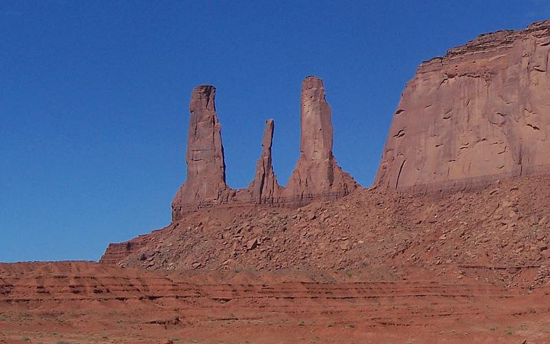 The Three isters rock formation in Monument Valley