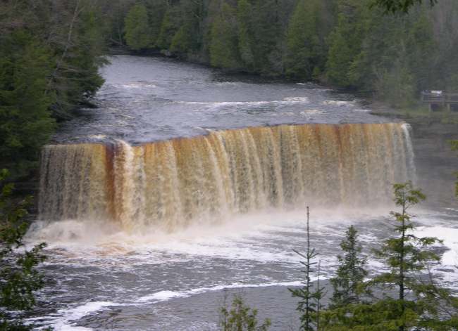 Tahquamenon Falls